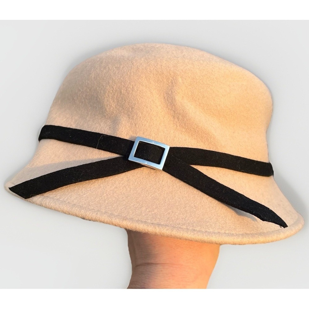 Vintage‎ Currency By Helen Welsh Bucket Hat Women's Wool Beige Italy New NWT